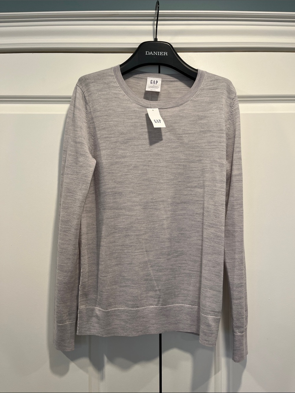 GAP Soft Light Gray Crewneck Sweater